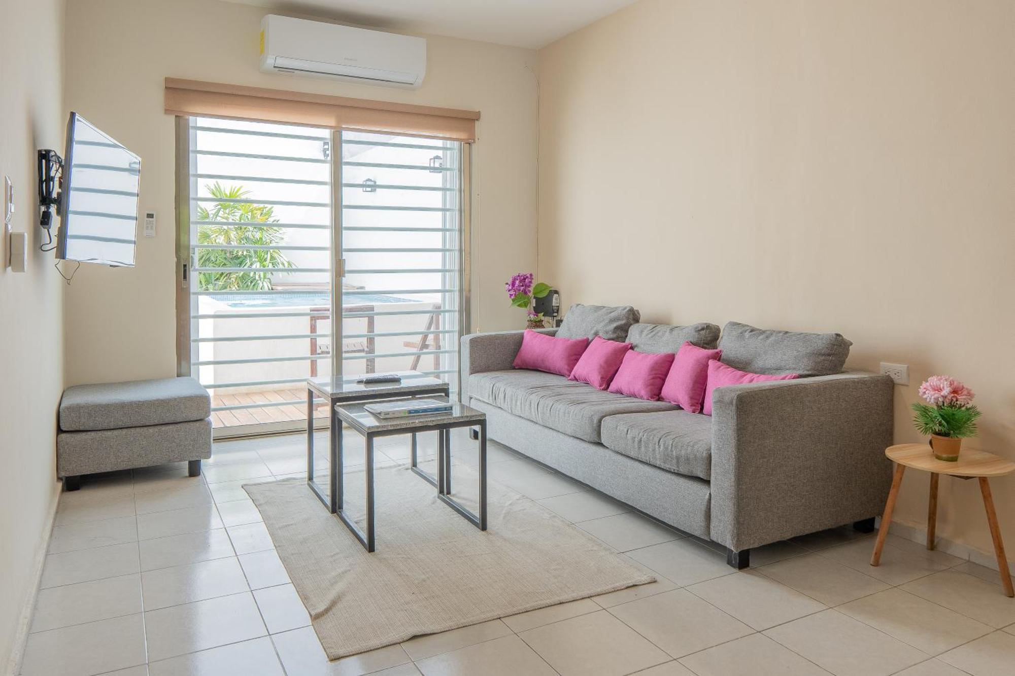 acogedora casa con hospedaje para 2 personas Chetumal Exterior foto